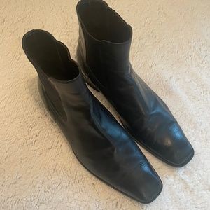 HUGO BOSS Black Dress Boot Size 10.5